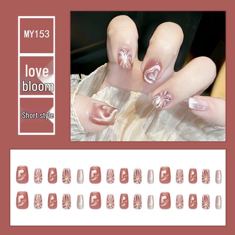 Chasing Light Cat's Eye Crystal Nails: Handmade, Detachable, Flash Diamond Design for Trendy, Stylish Looks.