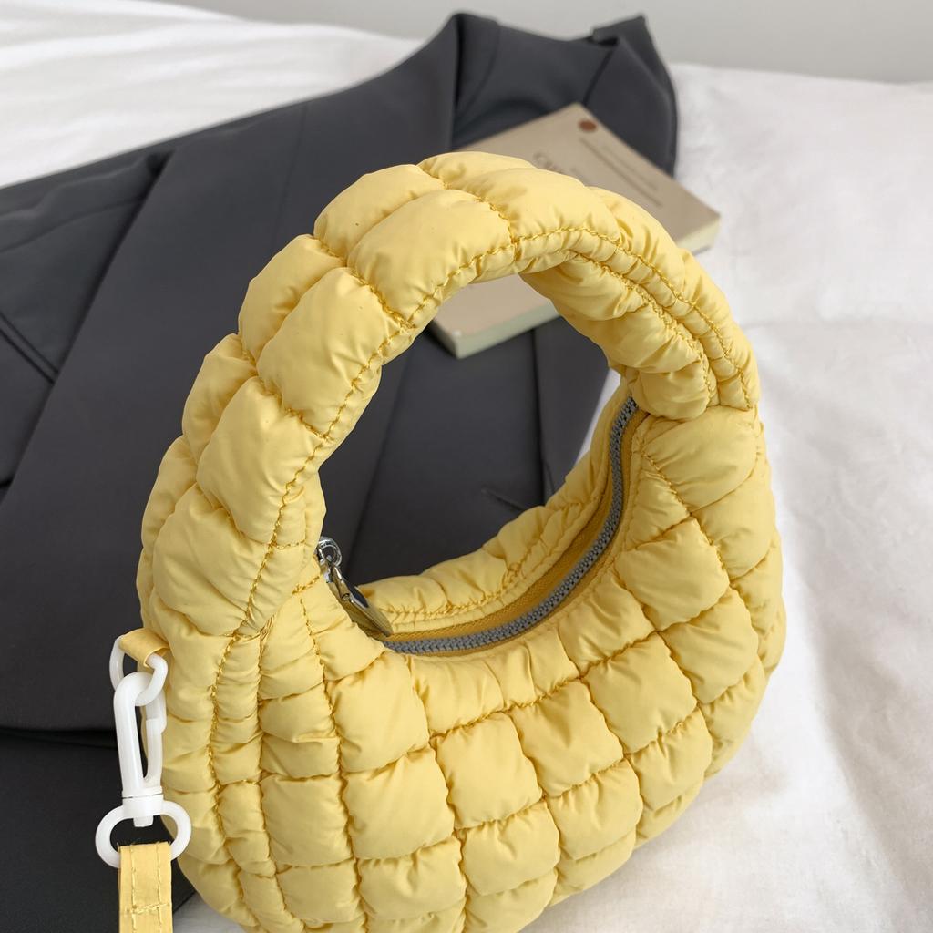 Pleated cloud bag women's autumn and winter new down cott handbag casual versatile bubble shoulder messenger bag