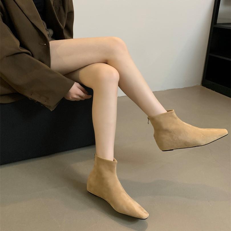 Niche design inner slope small short boots women's spring 2025 thin boots square head rear zipper French and ankle boots