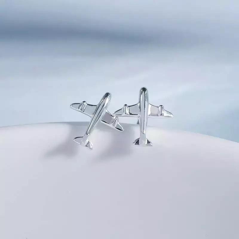 Simple Aircraft Stud Earrings for Men and Women, Neutral Style, Small Mini Earrings, Hipster Hip-hop High Street Single Earrings.