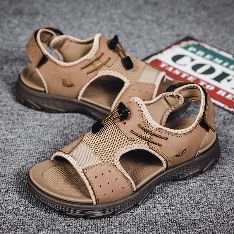 Fashion Leather Sandals Summer Men Casual Shoes Outdoor Men Leather Sandals for Men Beach Shoes Super Light Roman Shoes Size 46 for Male