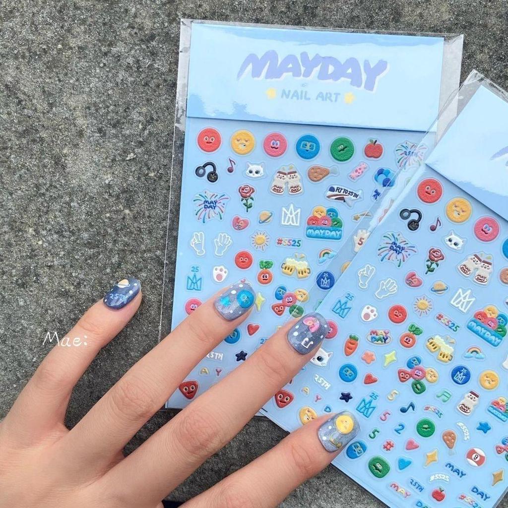 Naklejki 3D na paznokcie Graffiti Mayday: Wytłaczany wzór z kreskówkowym jabłkiem