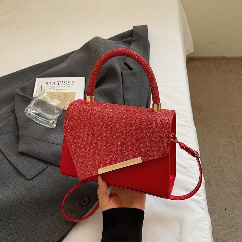 Niche Design Portable Small Square Bag Women's 2025 Summer New Fashion Literary Bright Diamond Shoulder Bag Foreign Style Messenger Bag