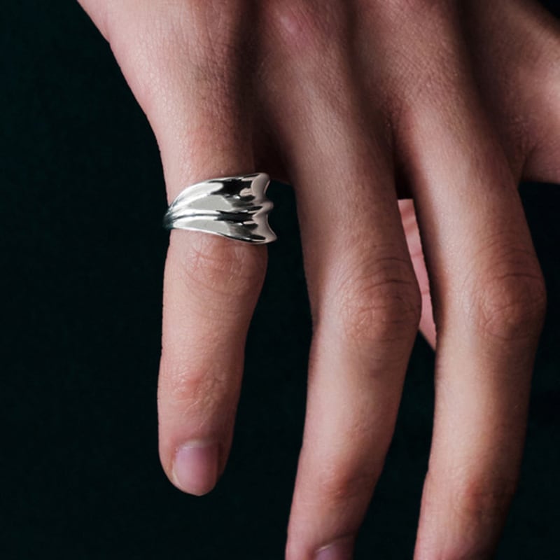 TOU NP032 Bold Wavy Open Pinky Ring