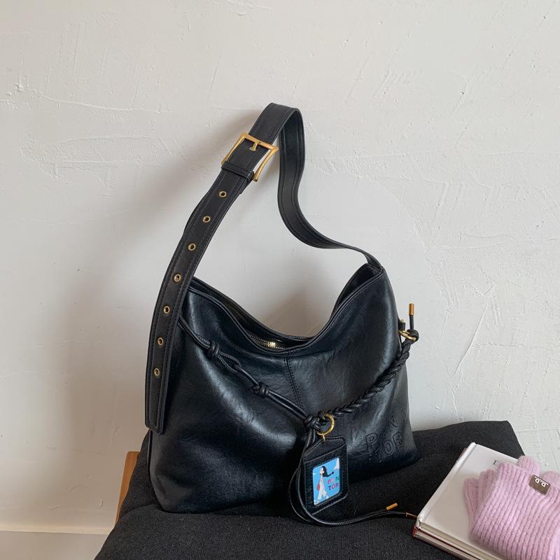 

Вместительная сумка-мессенджер для поездок на работу, женская новая осенне-зимняя наплечная сумка, высококлассная ретро-сумка под мышкой чёрный