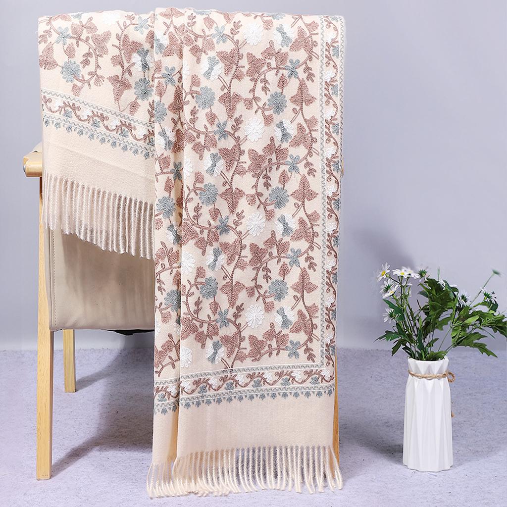 Ethnic style embroidered new autumn and winter knitted faux cashmere scarf for women, thickened paisley embroidered shawl from Lijiang