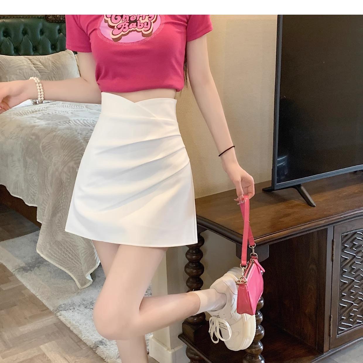 

Summer 2023 Korean-Style High-Waisted A-Line Pleated Skirt for Women XS
