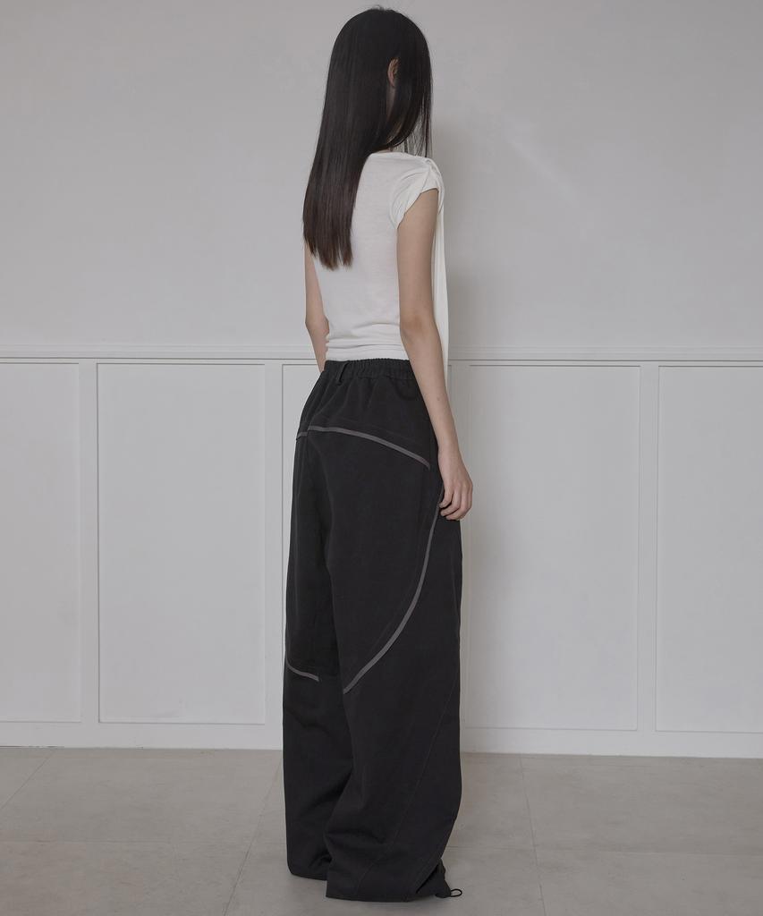Peulleeoeob Asymmetrical Wide Pants (Fl-253_Black)