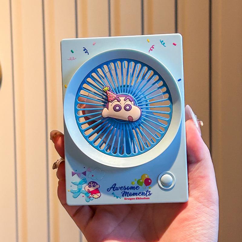 

Crayon Shin-chan USB Mini Fan: Girly Heart Birthday Gift Set for Kids Standard