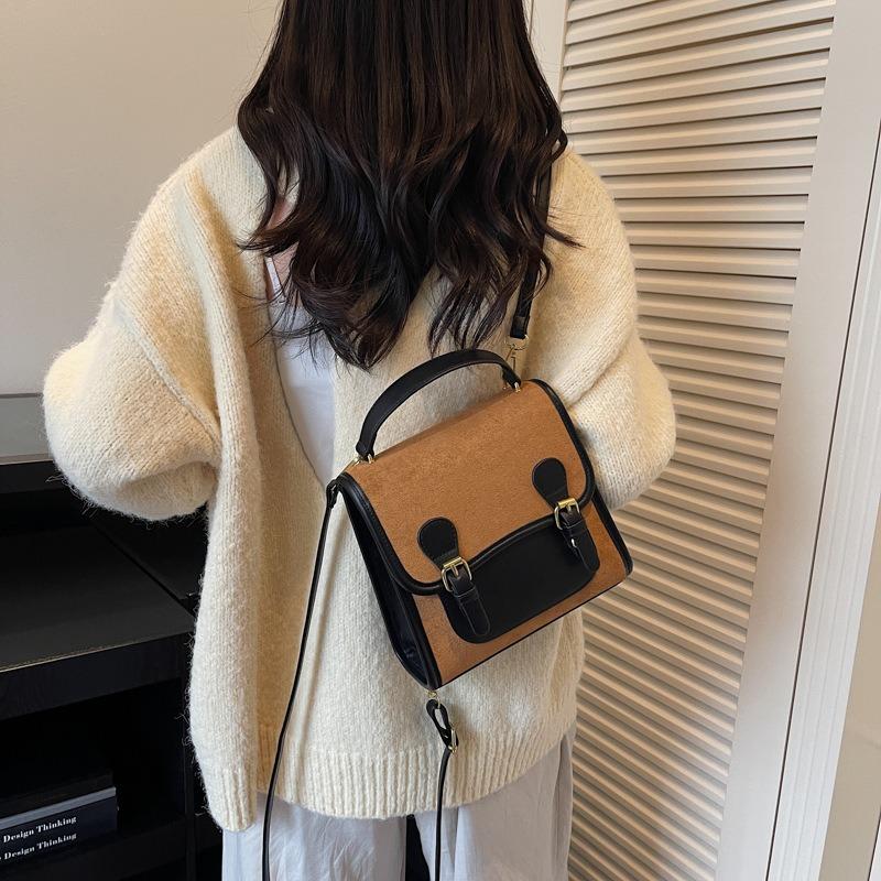 New Textured Retro Backpack Women's Trend Autumn Trendy Messenger Bag Fashionable Portable Small Bag