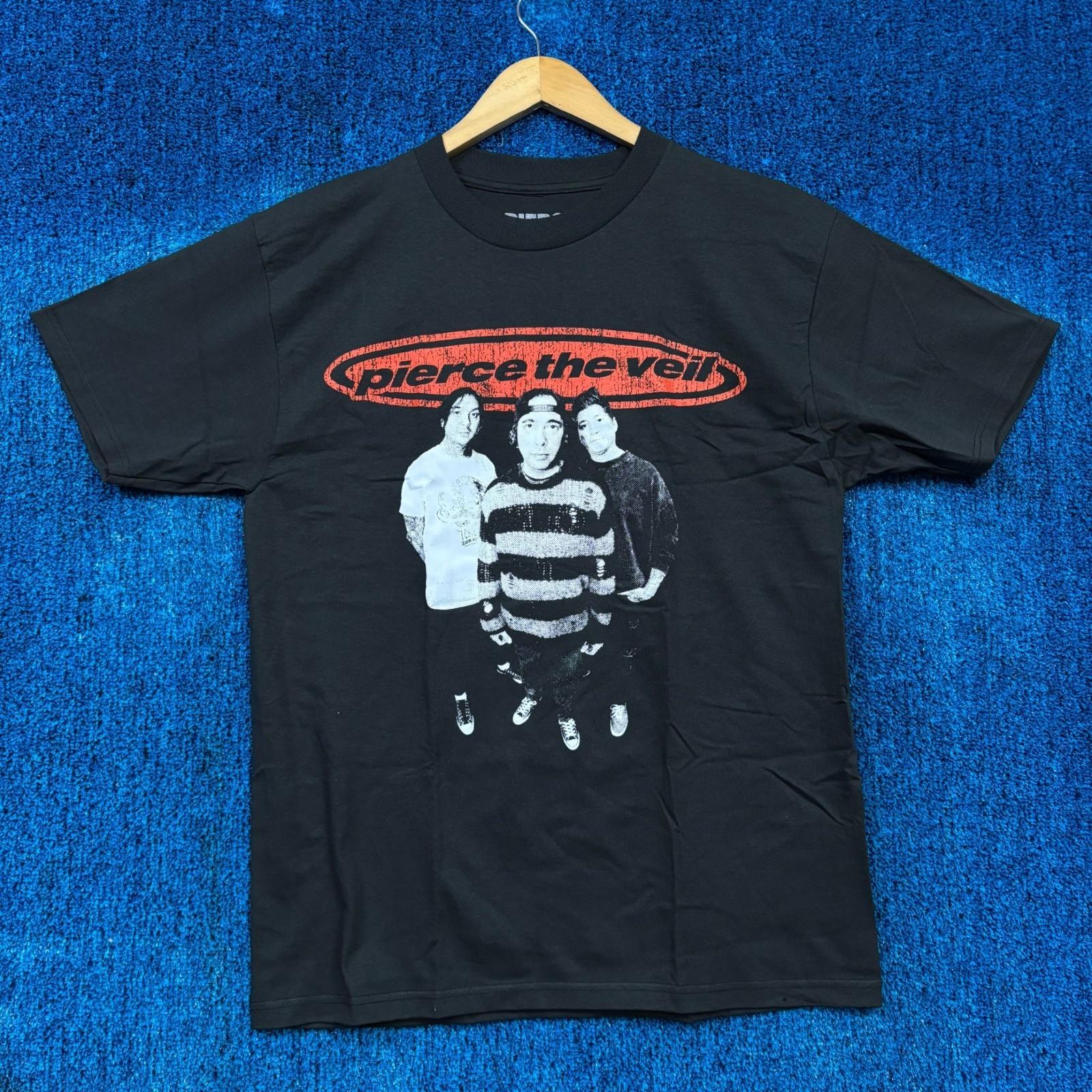 Pierce the Veil Self Titled Graphic T-Shirt Size Medium XXXXL