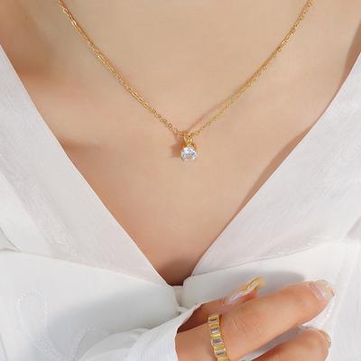 Clavicle Chain Cold Wind Single Diamond Claw Diamond Inlaid Zircon Chain Titanium Steel 18K Gold Necklace Jewelry