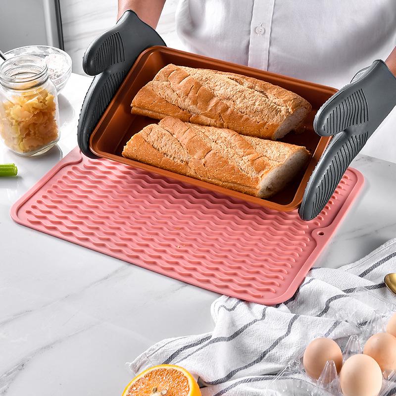 Food-Grade Non-Slip Rubber Sink Protector: Multi-Purpose Hollow Drain Mat, Anti-Fall Debris Filter, Heat Insulation Pad