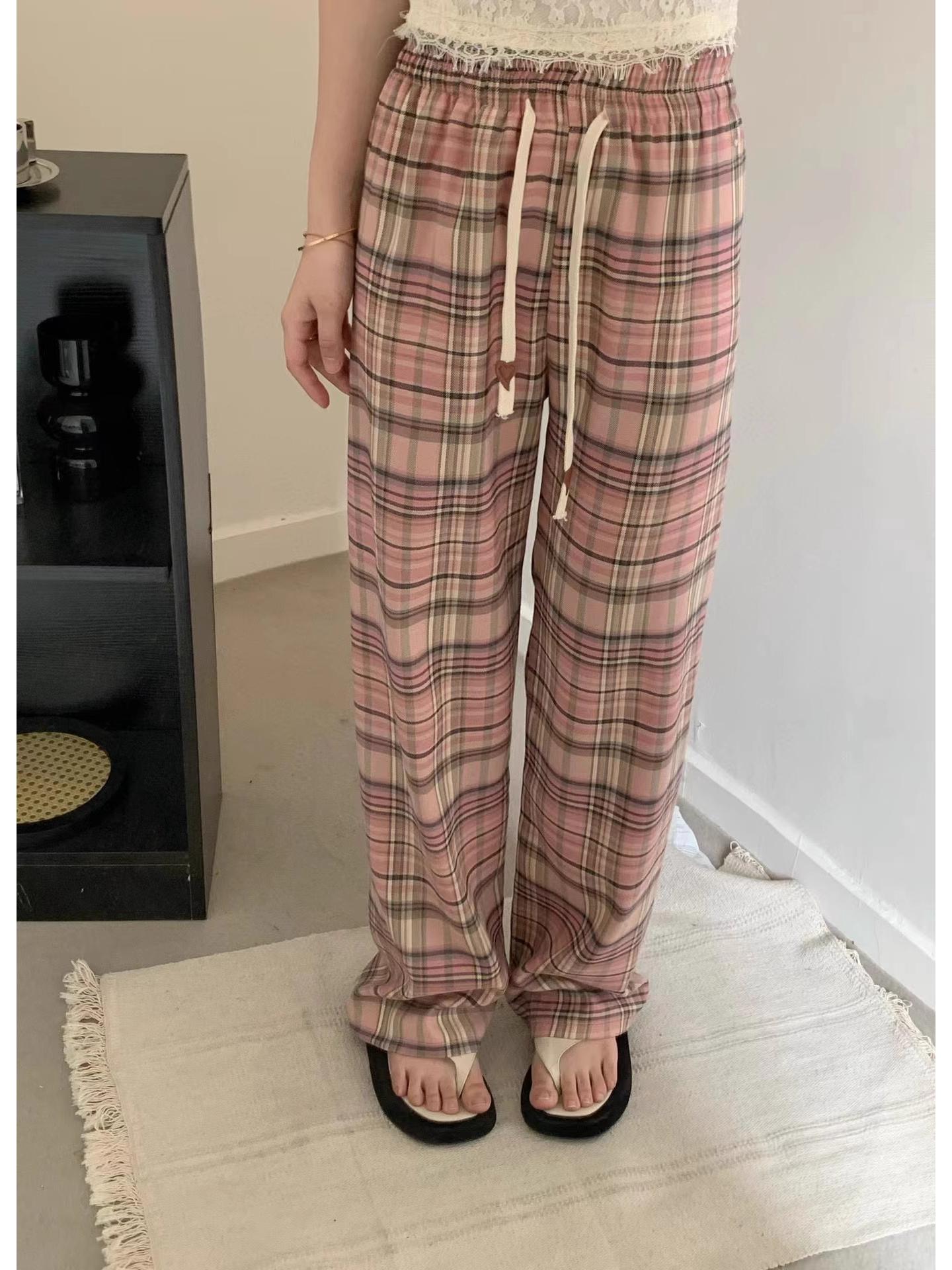 

Женские брюки 2025 года в стиле ретро, розовые в клетку, широкие, длиной до пола, облегающего свободного кроя, 145 для миниатюрных XL (116-125 lbs)