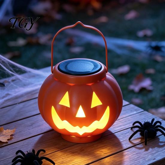 Automatic Dusk to Dawn Lights Solar Pumpkin Lanterns, Waterproof Outdoor Halloween Light, Spooky Autumn Holiday Party Ornaments Hanging Orange Lantern