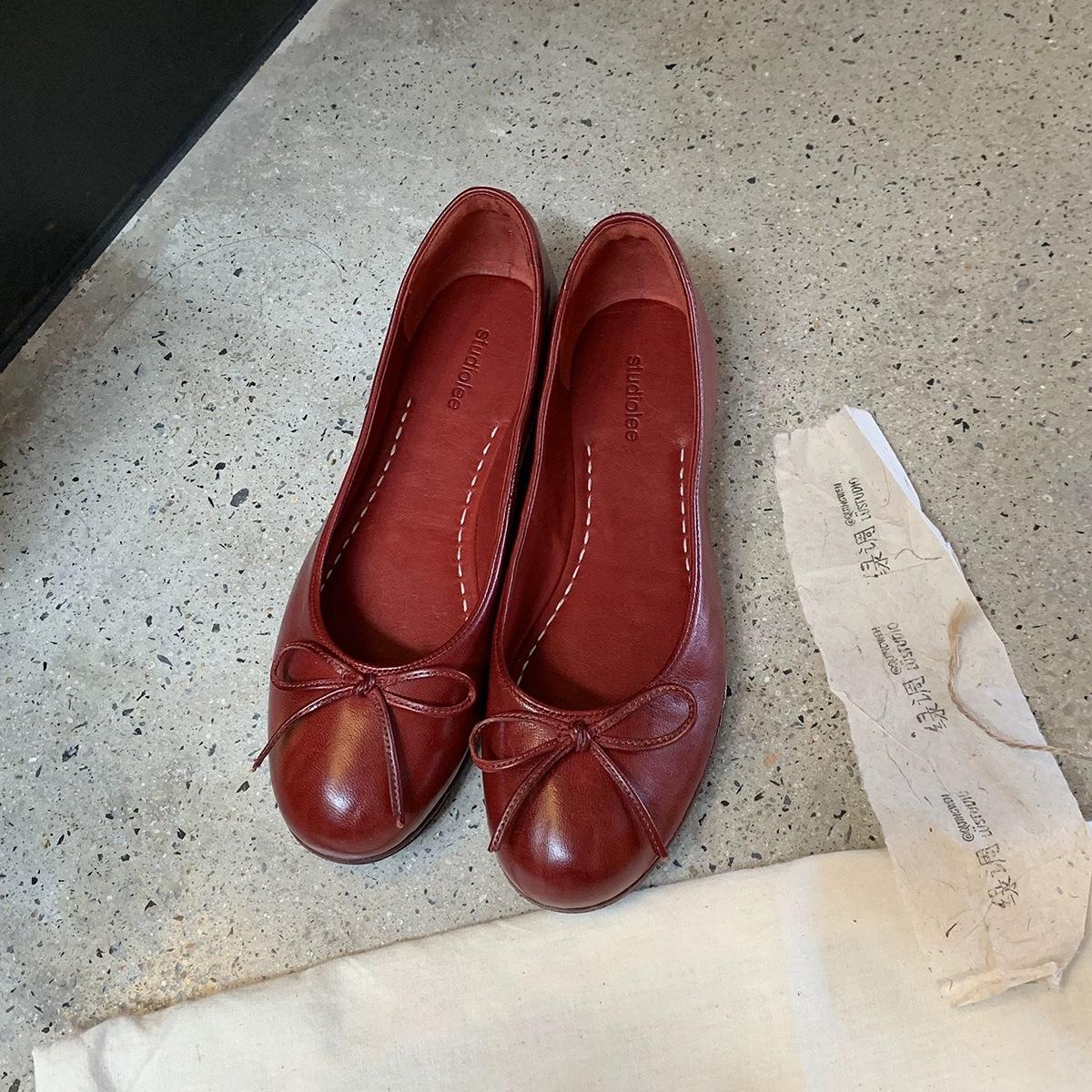 

Виноградная мать имеет ту же классическую двойную запись! Масловощеный мягкий кожаный маленький круглый носок бант светлый рот плоская подошва Мэри Джейн одинарная обувь 40