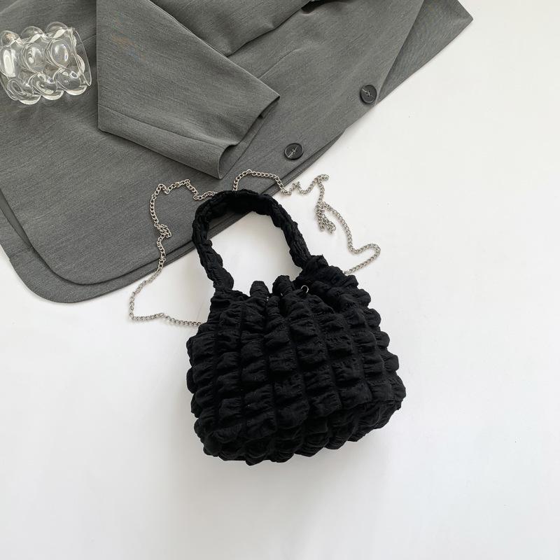 Fashion bubble glue shoulder bag cloud bag women's 2025 popular new niche ins versatile Korean version bucket women's bag