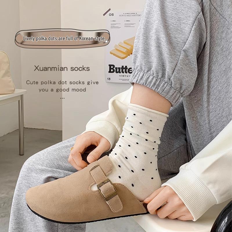 Women's Polka Dot Mid-Calf Socks - Spring To Autumn, Trendy Korean Style, Thin Sports Design with Rolled Edge.