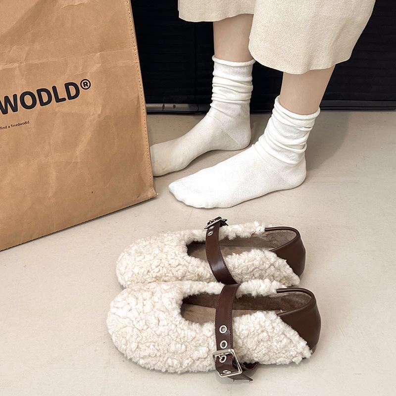 One-pedal Doudou Shoes Women's Winter 2025 New Versatile Low-top Mao Mao Shoes Wear One-button Classic Warm Cotton Shoes