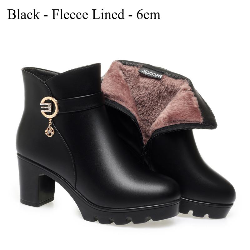 Women's Waterproof Chunky Heel Ankle Boots with Fleece Lining, Perfect for Autumn and Winter.