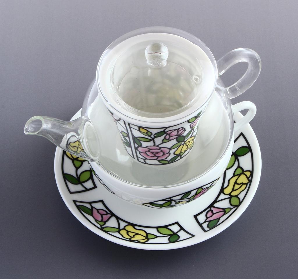 Toyo Ceramics Arita Ware Celand Glass Tea for One Beetro Rose TFO-003