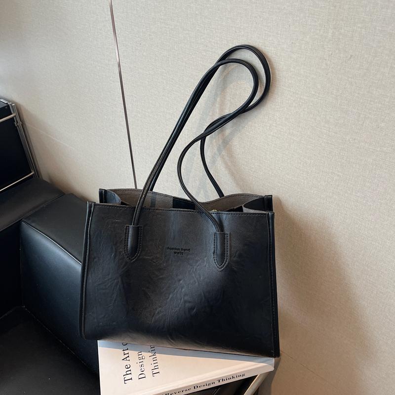 Structured Leather Tote Bag with Long Handle Large Capacity Everyday Fashion Shoulder Bag