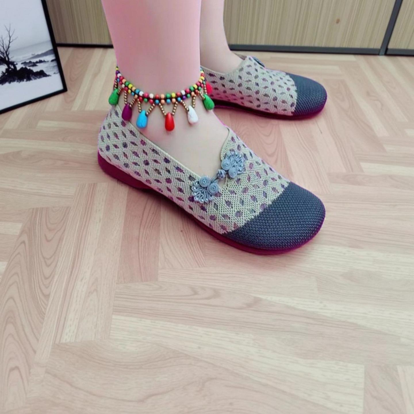 

******* ****** и летняя тканевая обувь удобны, дышащие и нескользящие летом, с плоской подошвой и педалью для людей среднего и пожилого возраста 40