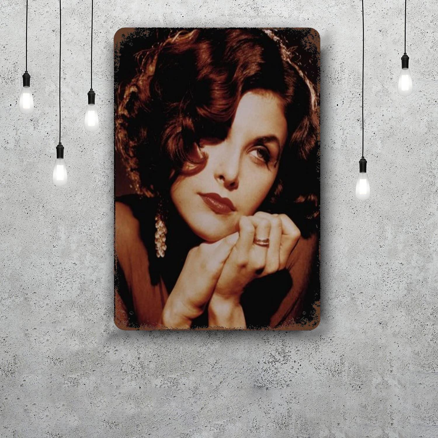 

Sherilyn Fenn Retro Vintage Tin Sign Poster Decorative Plaque Metal Plate Wall Decor 20x30cm（7.8x11.8inch）