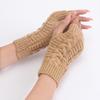 21cmx7.5cm Short Figure 8 Twist Half Fingerless Gloves For Women and Men