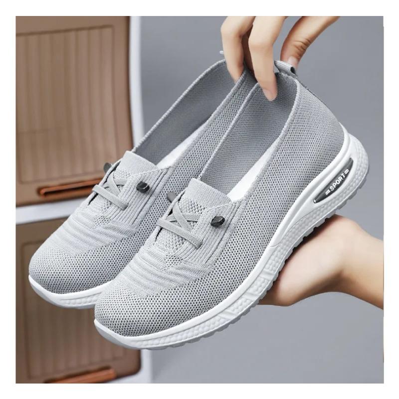 Women's Shoes New Styles Plus Size Casual Shoes Flyknit Breathable Mom Shoes Low-Cut Lightweight Flats Lace-Up Mesh Shoes