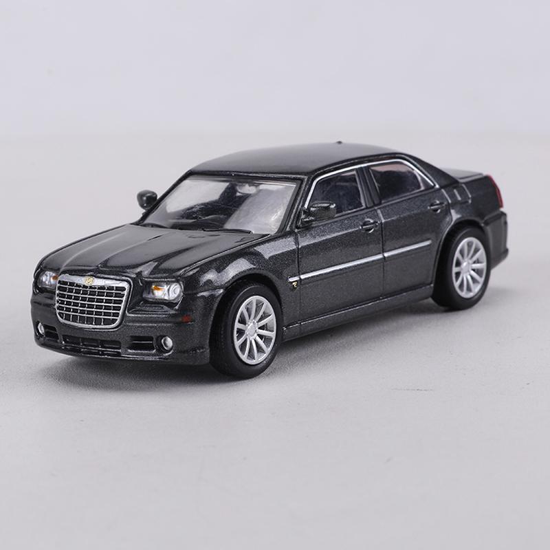

DCT 1:64 Chrysler 300C SRT8 Die-cast Alloy Simulation Car Model Toy серый