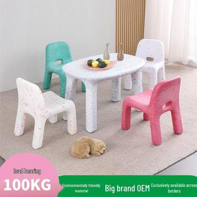 Nordischer Kreativer Kinderstuhl - Einfacher Kunststoffhocker mit Rückenlehne für Kindergarten oder Zuhause.