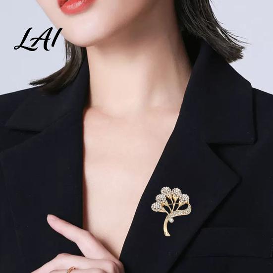 Dainty Floral Jewelry Rhinestone Flower Branch Brooch Alloy Lapel Pin for Wedding Party Brooch Women Clothing Accessories Daily Artistic