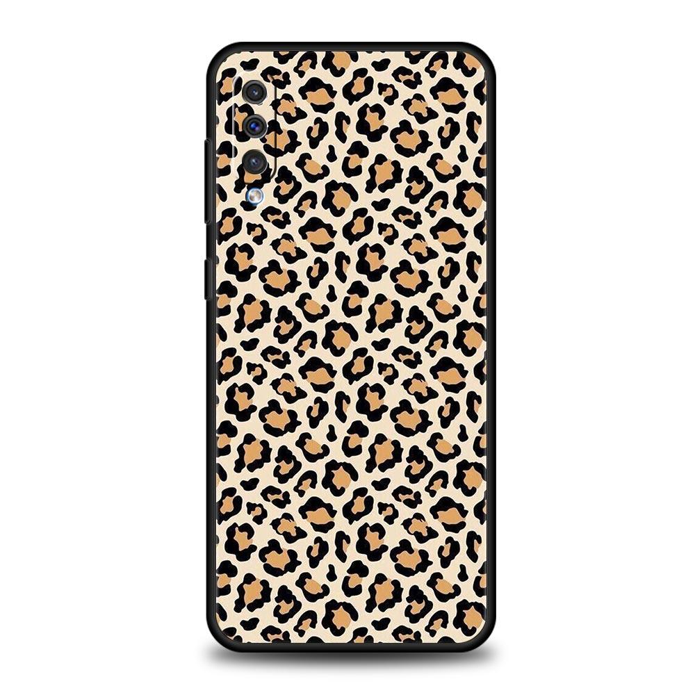 

Phone Case For Samsung A24 A12 A14 A32 A50 A70 A20E A20S A10S A22 A40 A34 A54 A42 A52 5G A02S A04s Cover Leopard Cheetah print Samsung A10s