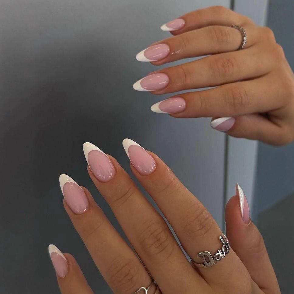 Oumeisin Almond-Shaped Wearable White French Nail Art Stickers