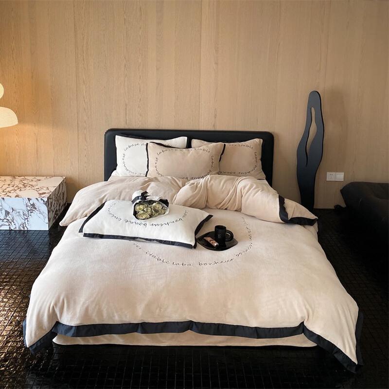 COMOLIVING Mleczny Aksamit Haftowany Komplet Pościeli