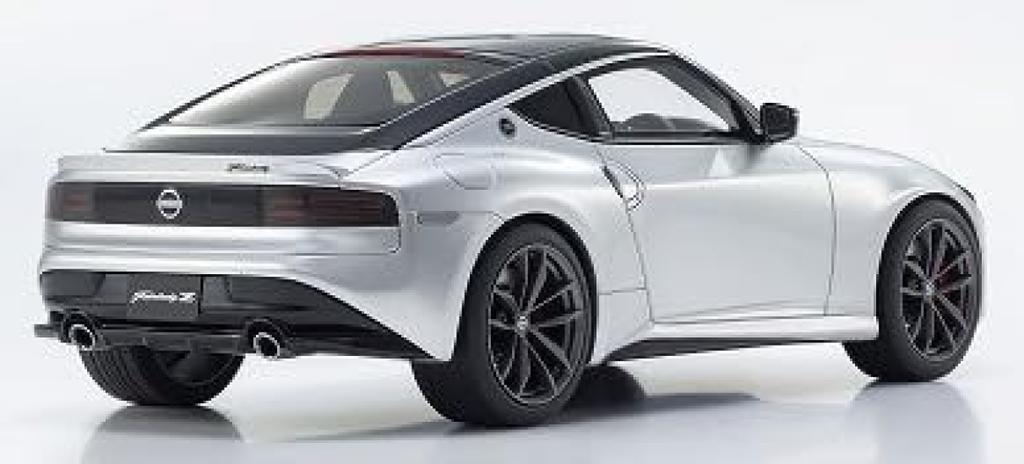 Kyosyo samurai Nissan Fairlady Z stříbrný hotový produkt v měřítku 1:18