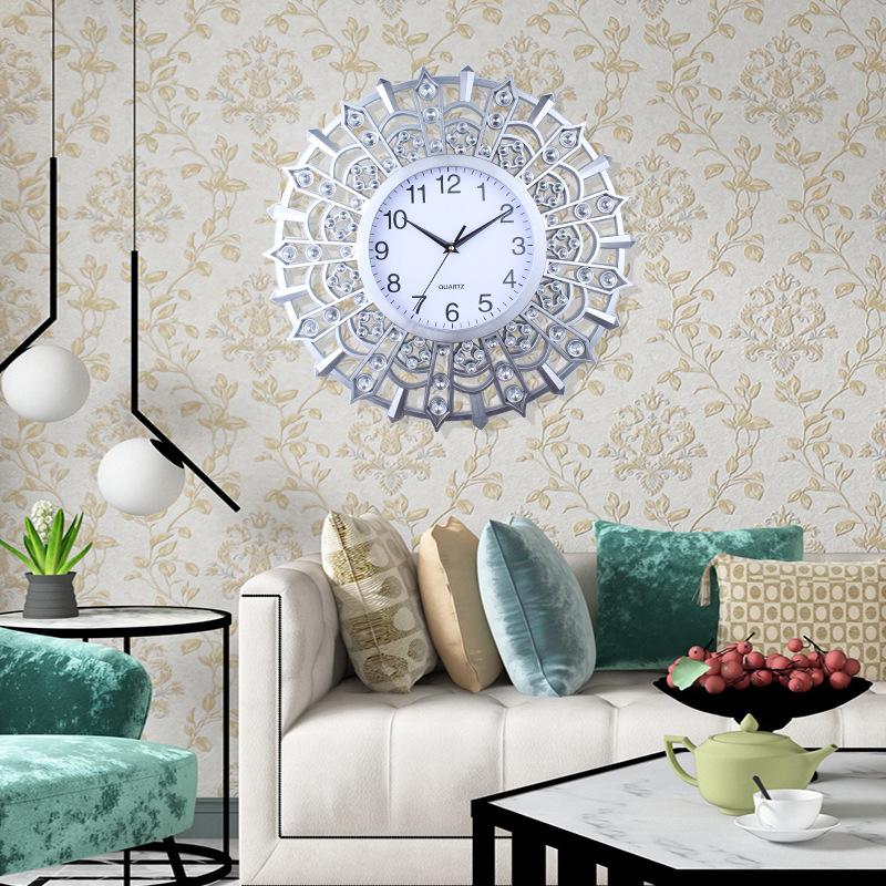 Clocks and Wall Clocks Living Room Modern Simple Light Luxury Clocks Creative Home Fashion Wall Clocks Atmospheric Wall Clocks