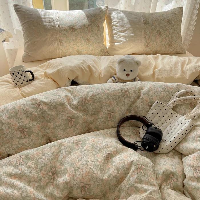 

2025 новый маленький цветочный облачный жатый двухслойный комплект из четырех предметов для кровати, принцессное кружево, пододеяльник 3 предмета, комплект простыней 1.2m sheet 3pcs