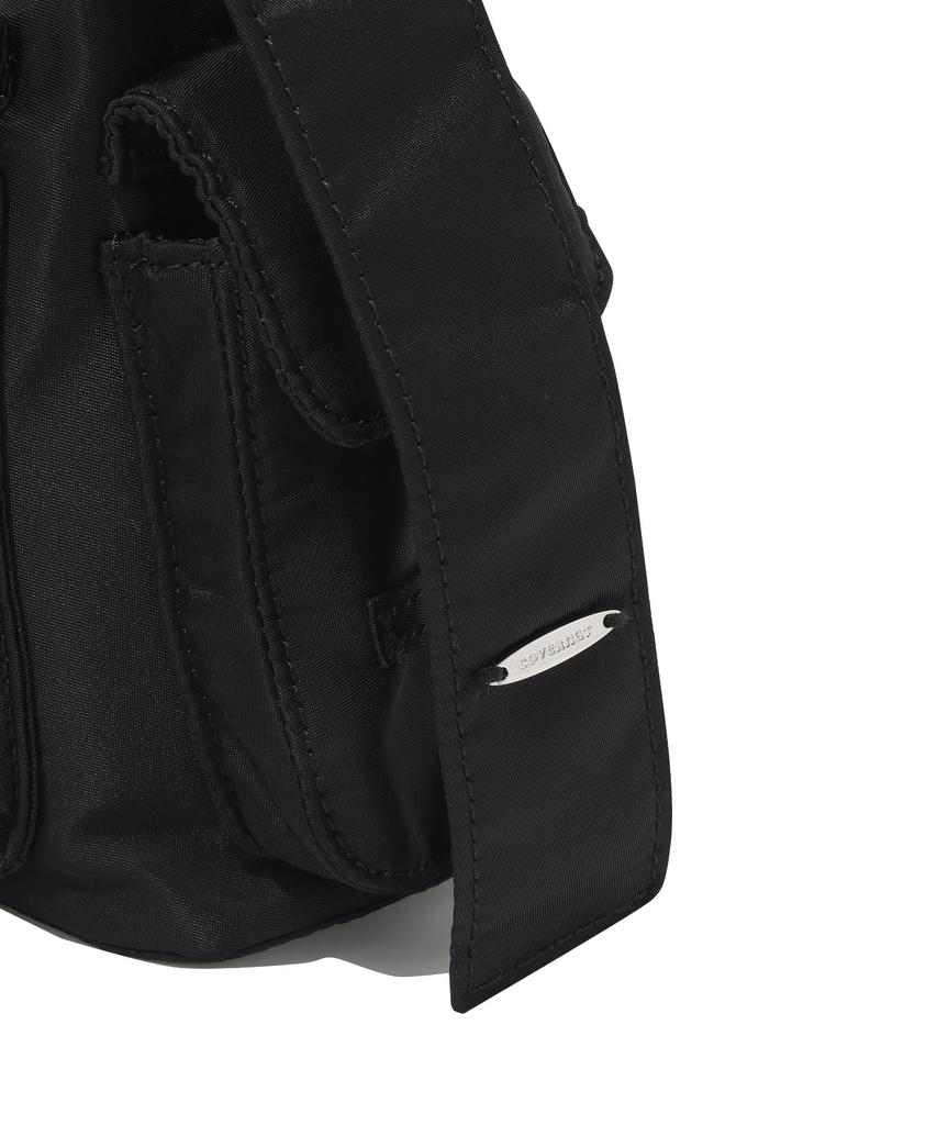 Covernat Woman Clover Heart Glossy Two-Pocket Shoulder Bag Black