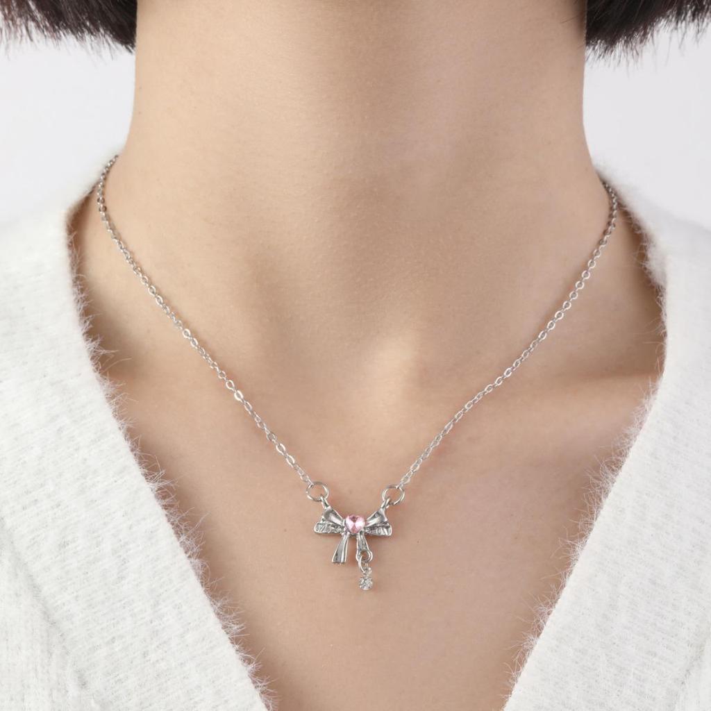 Moonlit Star River Bowknot Earrings: Women's Light Luxury, Exquisite Studs, Versatile Fashion Accessories.