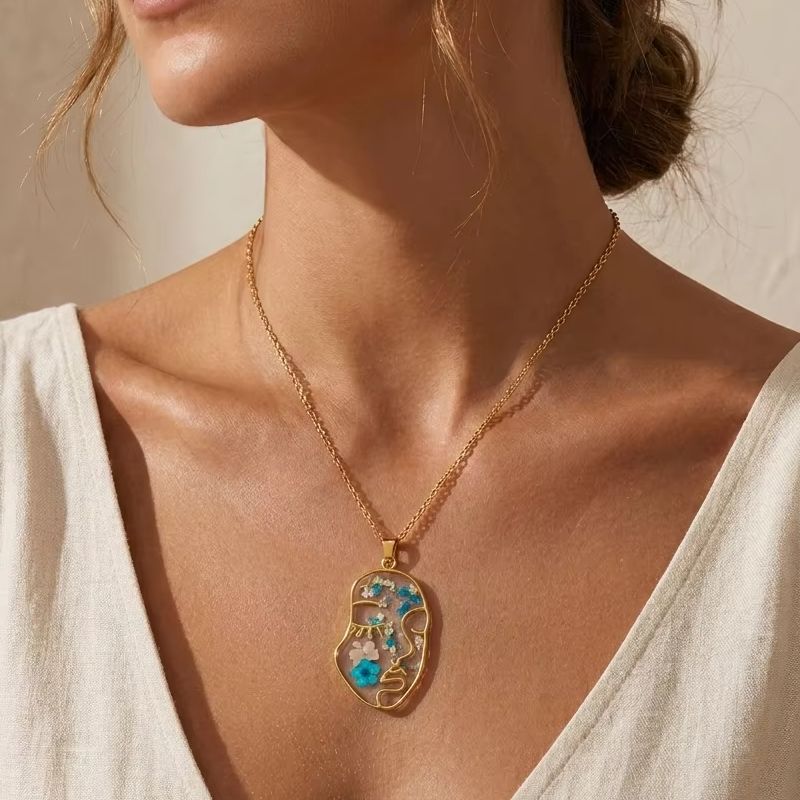 Romantic Artistic Face Flower Pendant Necklace for Women Stainless Steel Chain Unique Design Summer Party Jewelry Gift