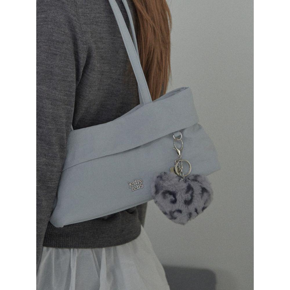 JEDREFEB5 Heart fur keyring _ 2colors