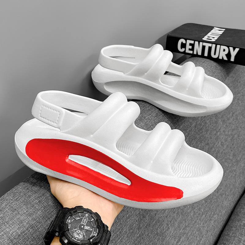 Couple Sandals 2025 Summer New Trend Versatile Indoor and Outdoor Wear Thick Bottom Stepping On Shit Feeling Teenagers Beach Sandals