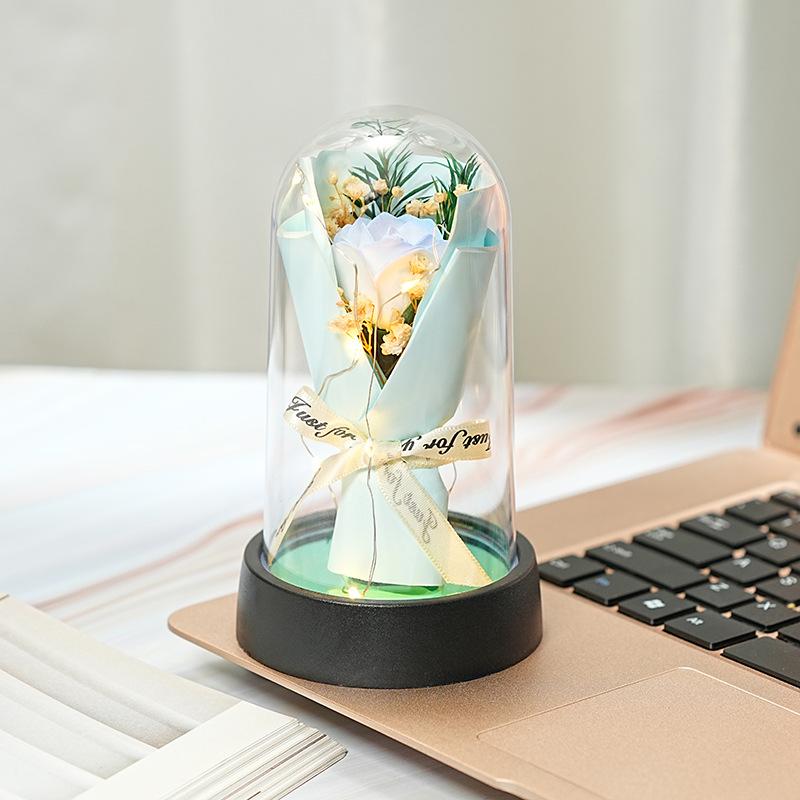 Buchet de cupolă din sticlă LED cu trandafiri eterni Ornament romantic iluminat perfect pentru ziua Îndrăgostiților Decor de Crăciun Cadou romantic