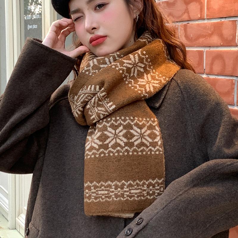 Red knitted scarf women's autumn and winter atmosphere sense versatile thickened warm Christmas gift scarf shawl