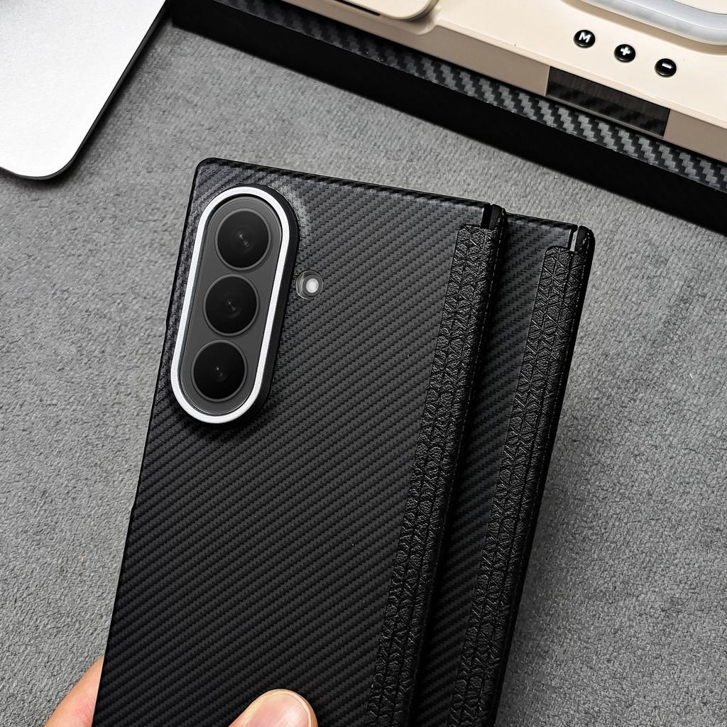 Applicable To Samsung Zfold1ultra Magnetic Mobile Phone Case Center Shaft Hinge Fold1 Light and Thin Carbon Fiber Pattern  Case