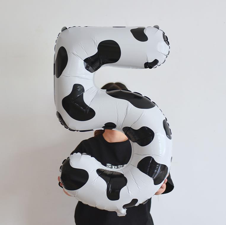 Cartoon Animal Number Balloons for Baby's 1st Birthday or 100 Days Celebration Photo Table