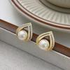 Small and exquisite geometric triangle white pearl stud earrings for women new trendy French vintage high-end earrings earrings