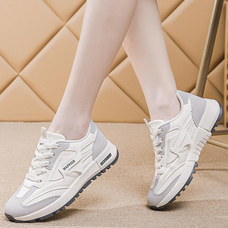 2025 New Autumn Korean Version Versatile Casual Shoes Women's Niche Retro Student Forrest Gump Shoes Fashion Running Sneakers